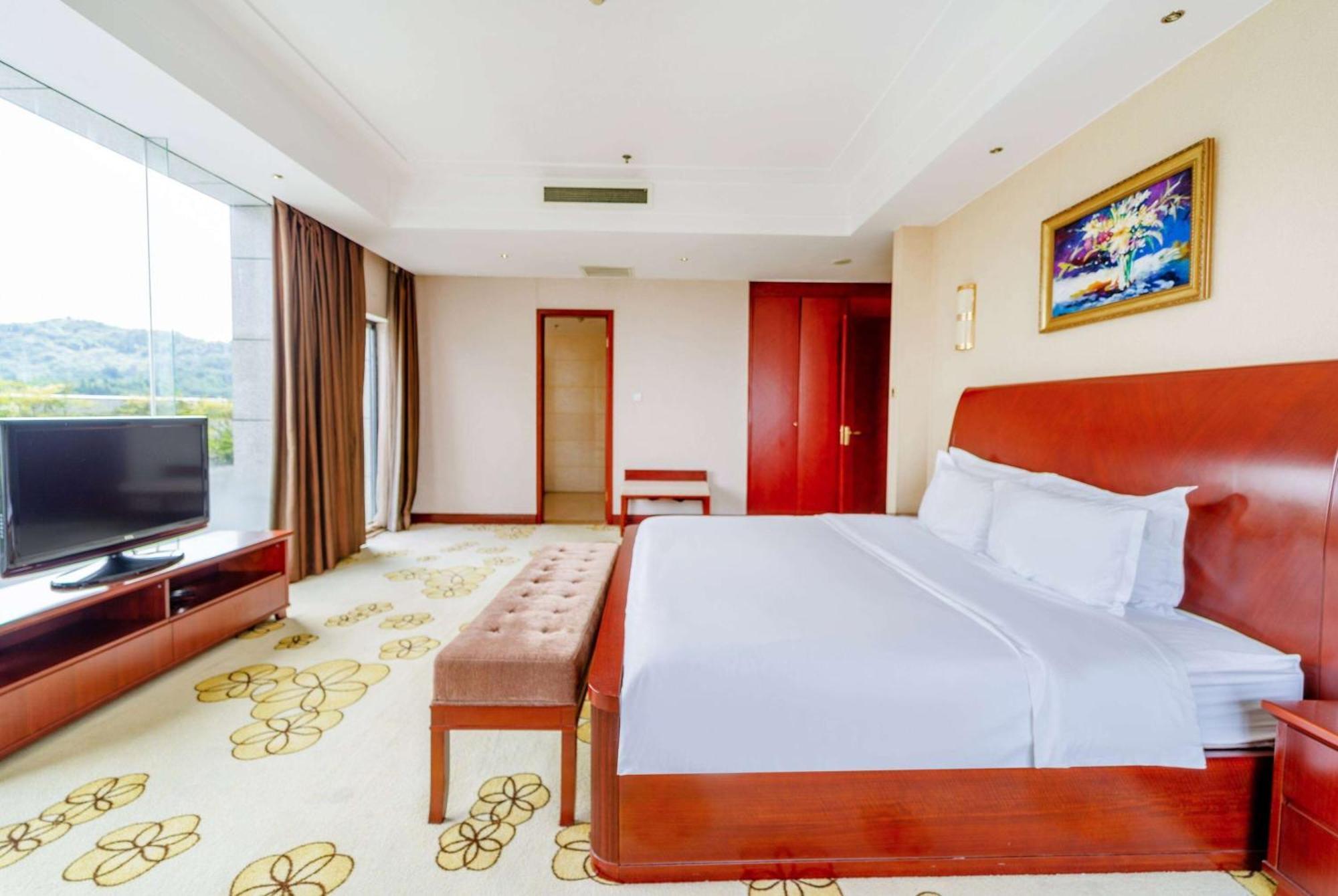 Ramada Plaza By Wyndham Chongqing West Hotel ภายนอก รูปภาพ