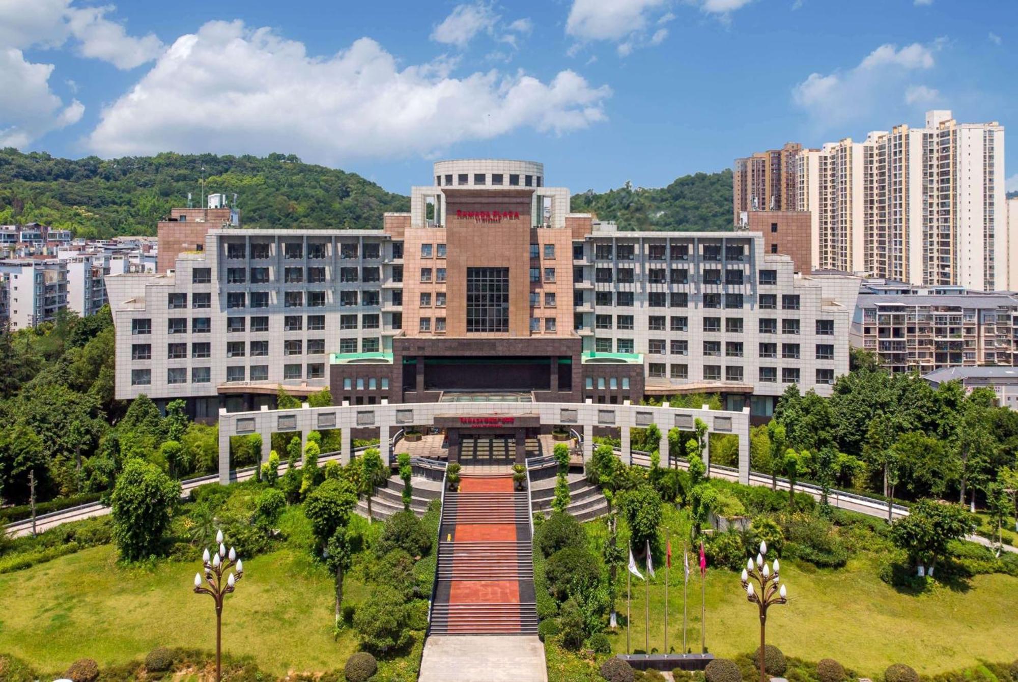 Ramada Plaza By Wyndham Chongqing West Hotel ภายนอก รูปภาพ
