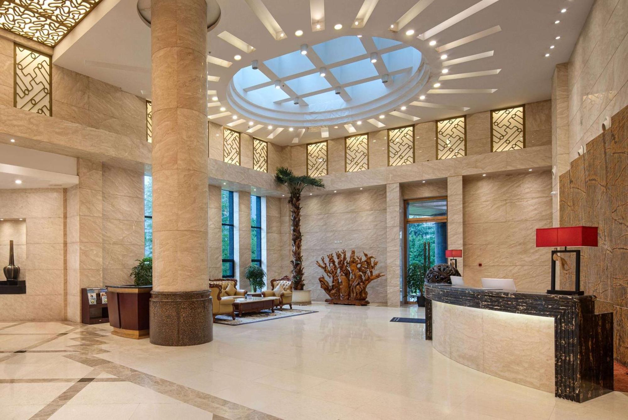 Ramada Plaza By Wyndham Chongqing West Hotel ภายนอก รูปภาพ