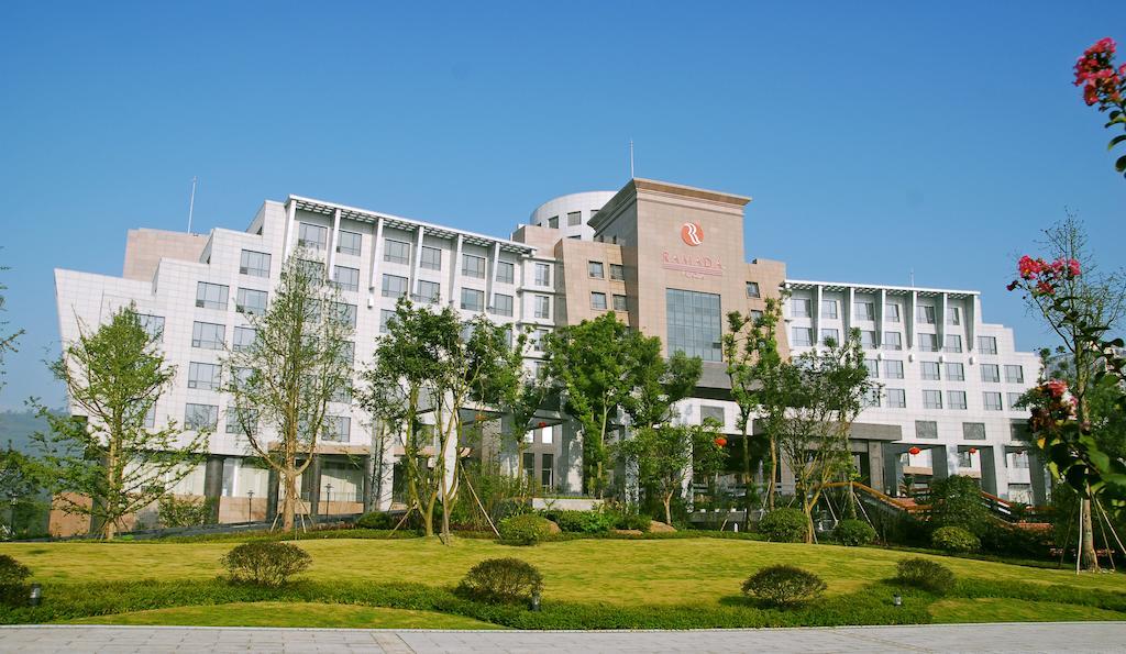 Ramada Plaza By Wyndham Chongqing West Hotel ภายนอก รูปภาพ